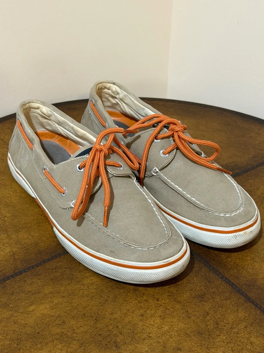 MEN’S SPERRY TOP SIDER SHOES SIZE 10.5 STYLE # 10771188 IN TAN WHITE ORANGE